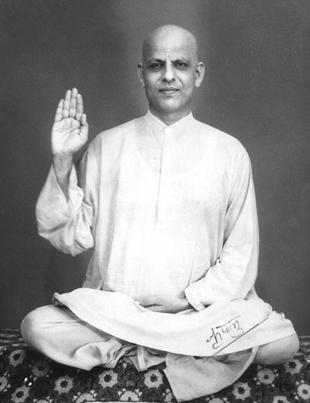 Swami Kripakvananda